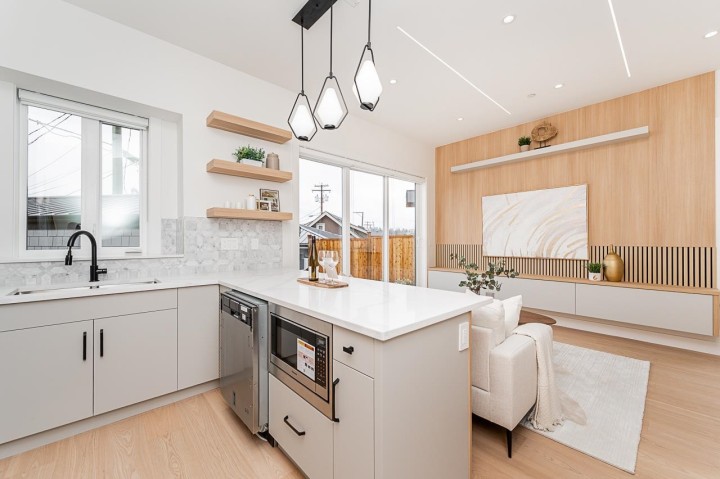 Photo 9 at 1 - 2837 Oliver Crescent, Arbutus, Vancouver West