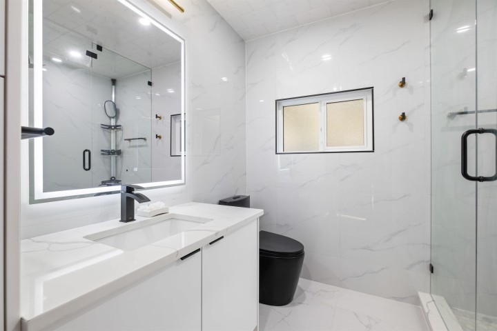 Photo 17 at 3812 Dalkeith Drive, Upper Lonsdale, North Vancouver