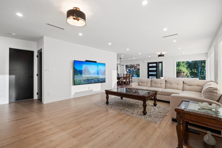 Photo 14 at 3812 Dalkeith Drive, Upper Lonsdale, North Vancouver