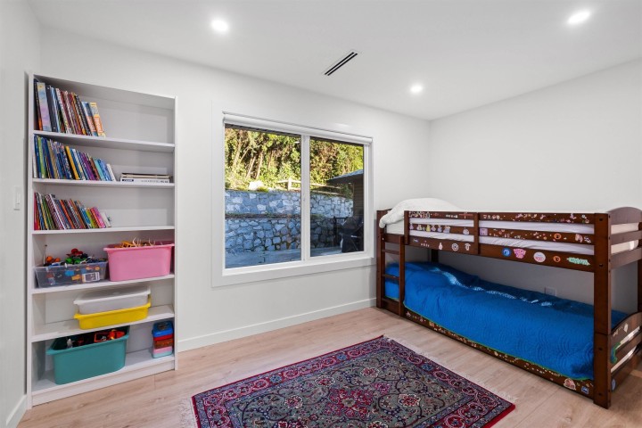 Photo 18 at 3812 Dalkeith Drive, Upper Lonsdale, North Vancouver