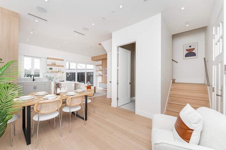 Photo 4 at 2 - 2837 Oliver Crescent, Arbutus, Vancouver West