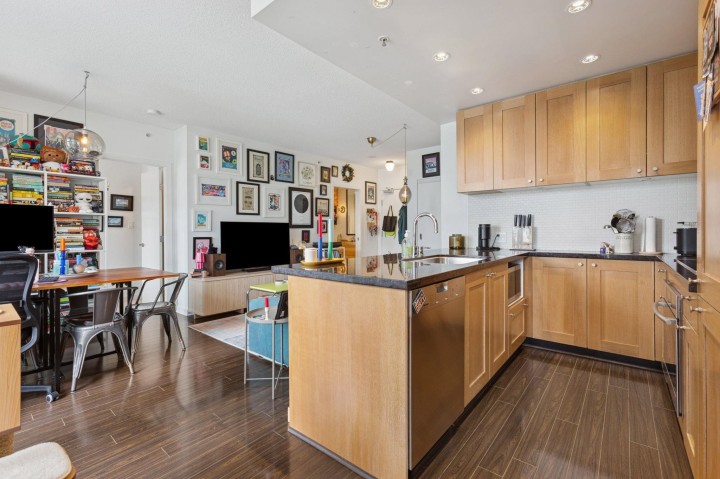 Photo 7 at 1003 - 821 Cambie Street, Downtown VW, Vancouver West