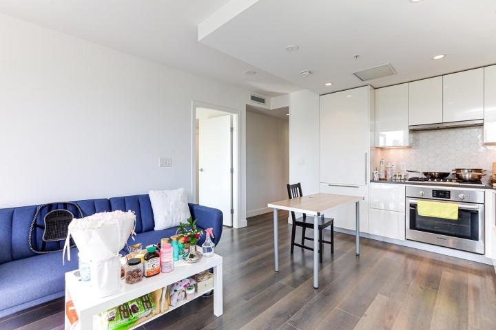 Photo 9 at 403 - 8181 Chester Street, South Vancouver, Vancouver East