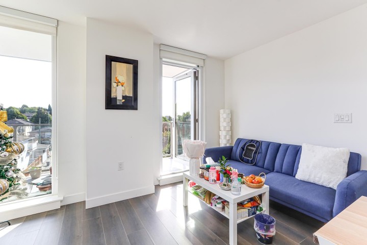 Photo 8 at 403 - 8181 Chester Street, South Vancouver, Vancouver East