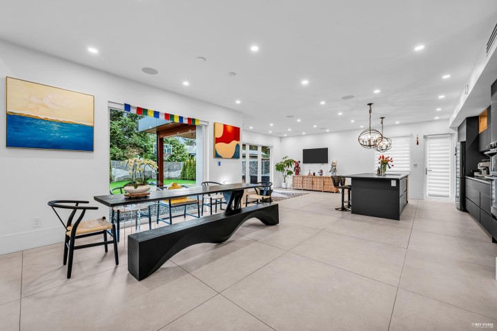 Photo 9 at 1075 Belvedere Drive, Canyon Heights NV, North Vancouver