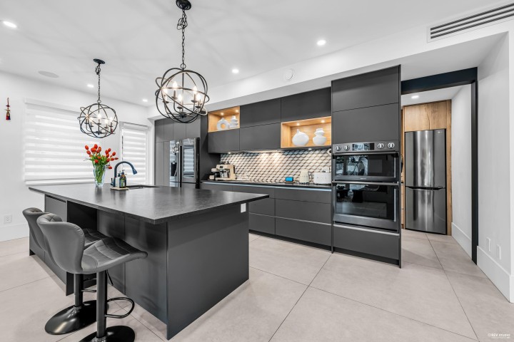 Photo 14 at 1075 Belvedere Drive, Canyon Heights NV, North Vancouver