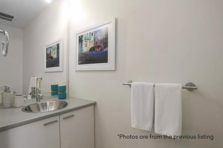 Photo 5 at 112 Dunsmuir Street, Downtown VW, Vancouver West