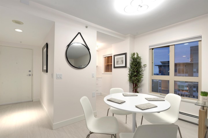 Photo 6 at 1604 - 121 W 15th Street, Central Lonsdale, North Vancouver