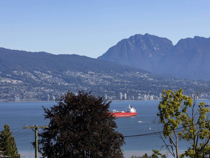 Photo 18 at 1937 Tolmie Street, Point Grey, Vancouver West