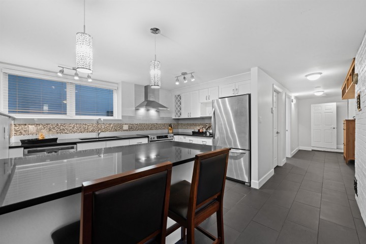 Photo 3 at 385 Stevens Drive, British Properties, West Vancouver