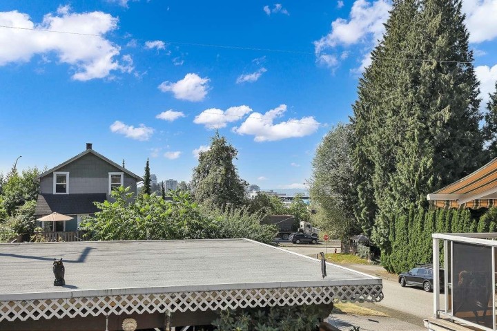 Photo 38 at 203 E 26th Street, Upper Lonsdale, North Vancouver