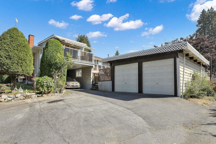 Photo 33 at 203 E 26th Street, Upper Lonsdale, North Vancouver