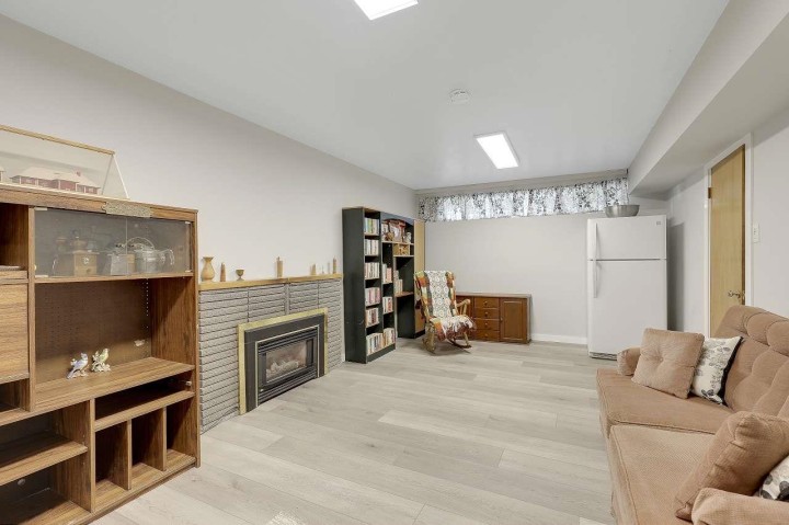 Photo 25 at 203 E 26th Street, Upper Lonsdale, North Vancouver