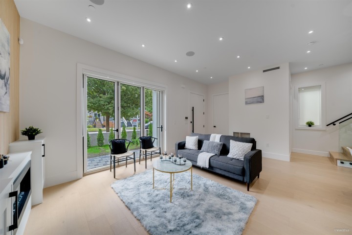 Photo 6 at 1 - 4463 Walden Street, Main, Vancouver East