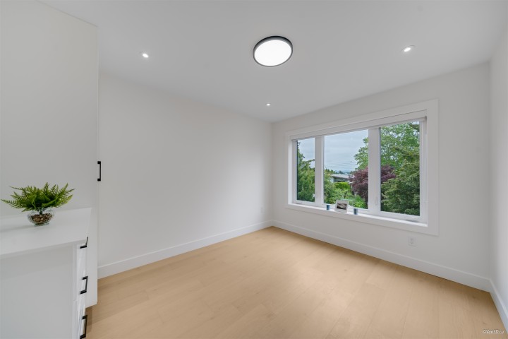 Photo 28 at 1 - 4463 Walden Street, Main, Vancouver East