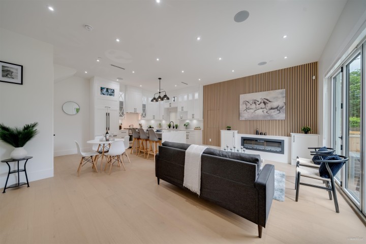 Photo 8 at 1 - 4463 Walden Street, Main, Vancouver East