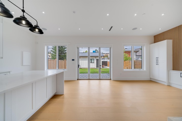 Photo 6 at 2 - 4463 Walden Street, Main, Vancouver East