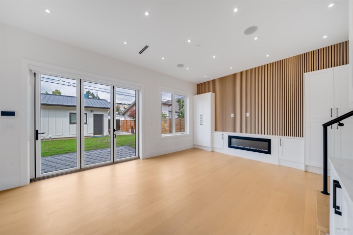 Photo 13 at 2 - 4463 Walden Street, Main, Vancouver East