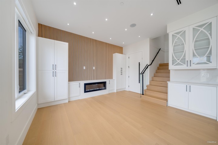 Photo 16 at 2 - 4463 Walden Street, Main, Vancouver East