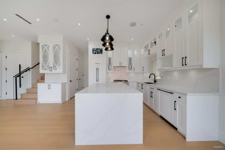 Photo 9 at 2 - 4463 Walden Street, Main, Vancouver East