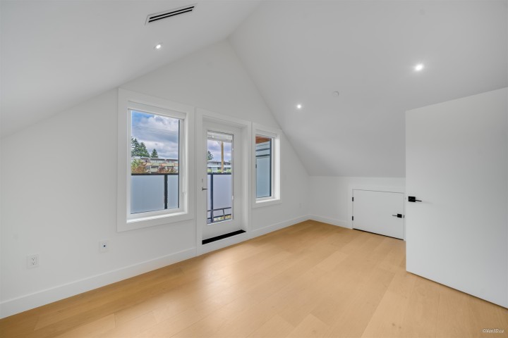 Photo 33 at 2 - 4463 Walden Street, Main, Vancouver East