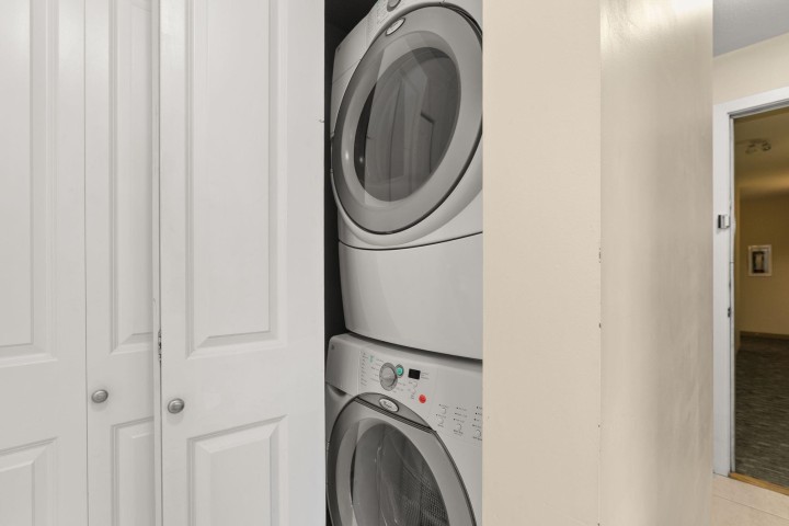 Photo 22 at 417 - 7089 Mont Royal Square, Champlain Heights, Vancouver East