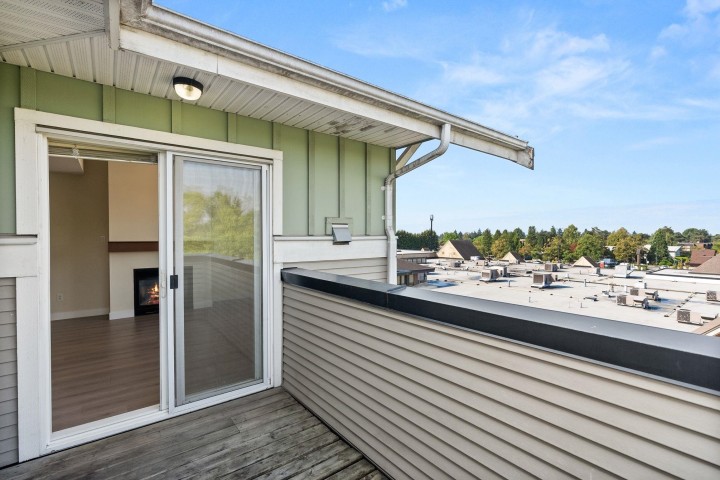 Photo 25 at 417 - 7089 Mont Royal Square, Champlain Heights, Vancouver East