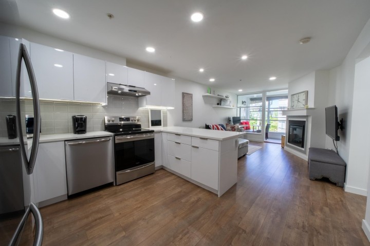 Photo 2 at 207 - 5025 Joyce Street, Collingwood VE, Vancouver East