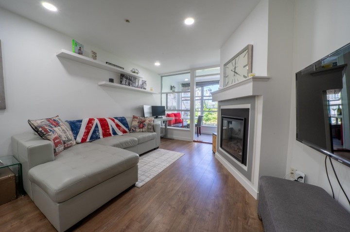 Photo 4 at 207 - 5025 Joyce Street, Collingwood VE, Vancouver East