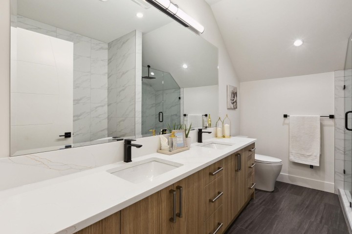 Photo 8 at 2727 W 7th Avenue, Kitsilano, Vancouver West