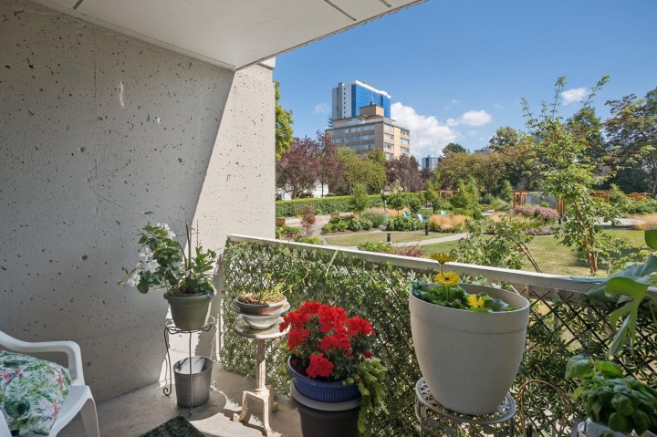 Photo 15 at 206 - 1740 Comox Street, West End VW, Vancouver West