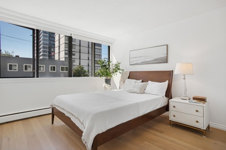 Photo 11 at 206 - 1740 Comox Street, West End VW, Vancouver West