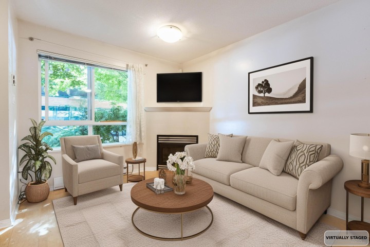 Photo 2 at 229 E 11th Avenue, Mount Pleasant VE, Vancouver East