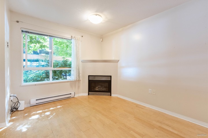 Photo 7 at 229 E 11th Avenue, Mount Pleasant VE, Vancouver East