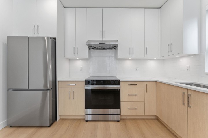 Photo 9 at 842 St. Denis Avenue, Lynnmour, North Vancouver