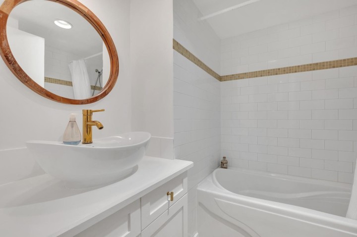 Photo 20 at 111 - 2190 W 7 Avenue, Kitsilano, Vancouver West