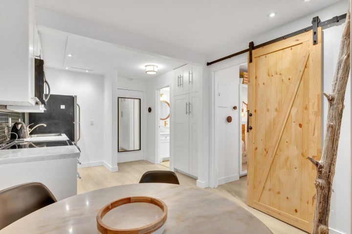 Photo 9 at 111 - 2190 W 7 Avenue, Kitsilano, Vancouver West