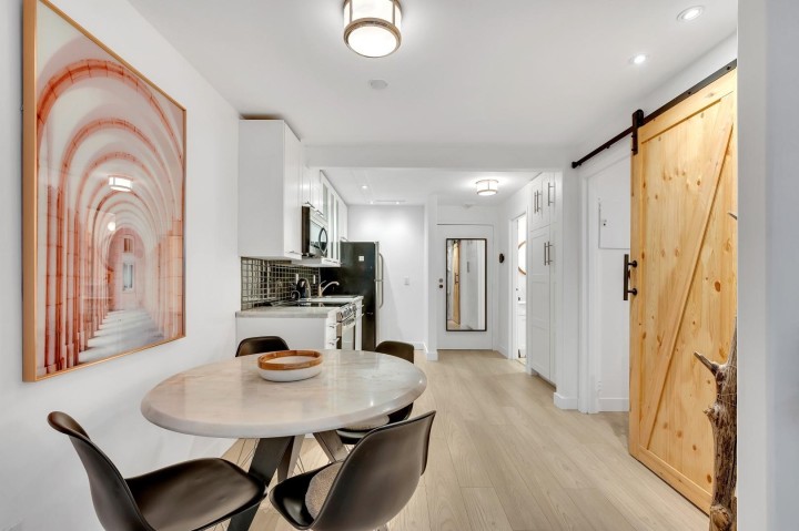 Photo 14 at 111 - 2190 W 7 Avenue, Kitsilano, Vancouver West