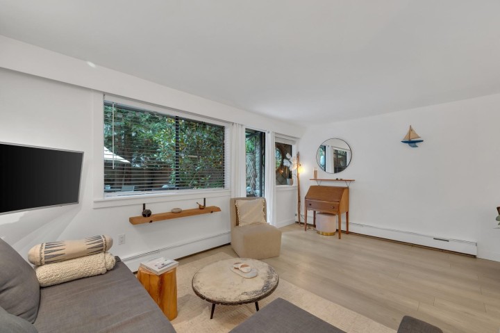 Photo 18 at 111 - 2190 W 7 Avenue, Kitsilano, Vancouver West