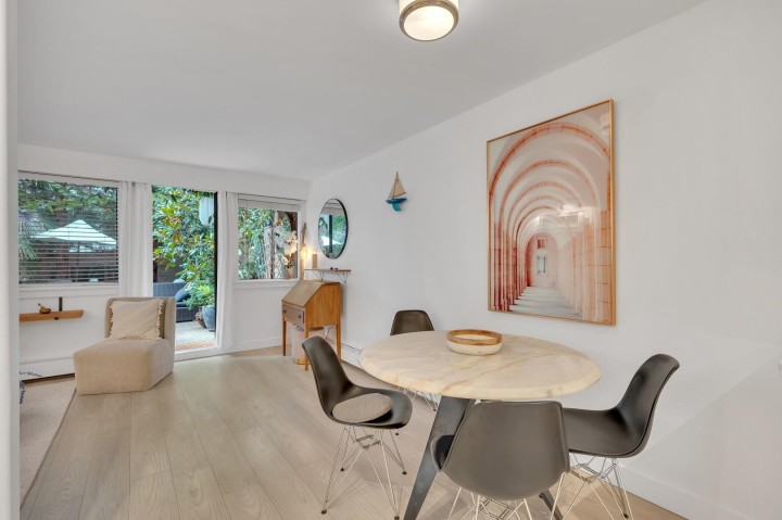 Photo 11 at 111 - 2190 W 7 Avenue, Kitsilano, Vancouver West