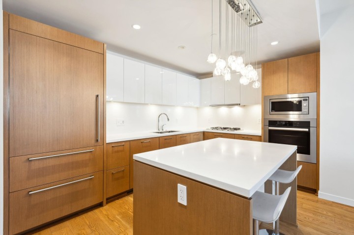 Photo 6 at 204 - 788 Arthur Erickson Place, Park Royal, West Vancouver