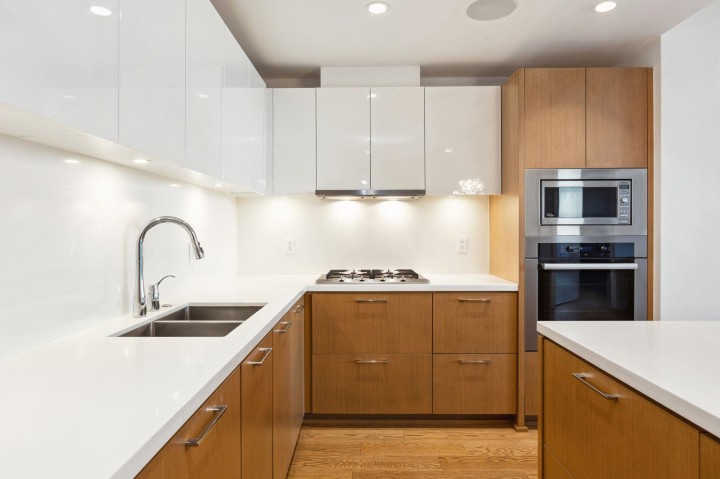 Photo 7 at 204 - 788 Arthur Erickson Place, Park Royal, West Vancouver