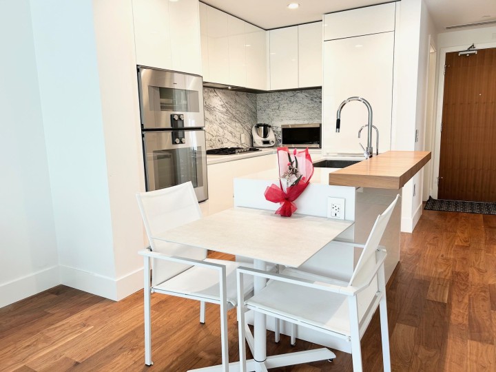 Photo 8 at 202 - 375 W 59th Avenue, South Cambie, Vancouver West