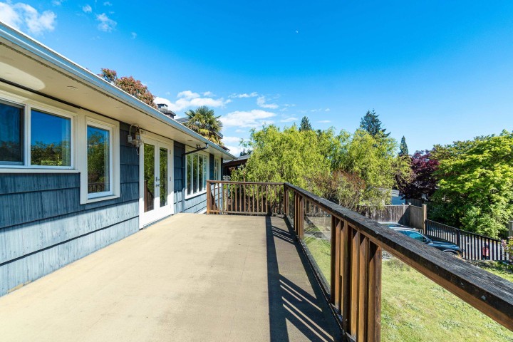 Photo 23 at 2460 Mathers Avenue, Dundarave, West Vancouver