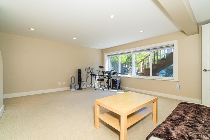Photo 27 at 2460 Mathers Avenue, Dundarave, West Vancouver