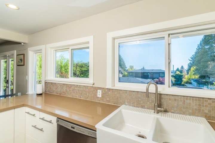 Photo 13 at 2460 Mathers Avenue, Dundarave, West Vancouver