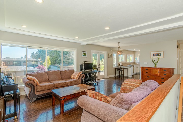 Photo 5 at 2460 Mathers Avenue, Dundarave, West Vancouver