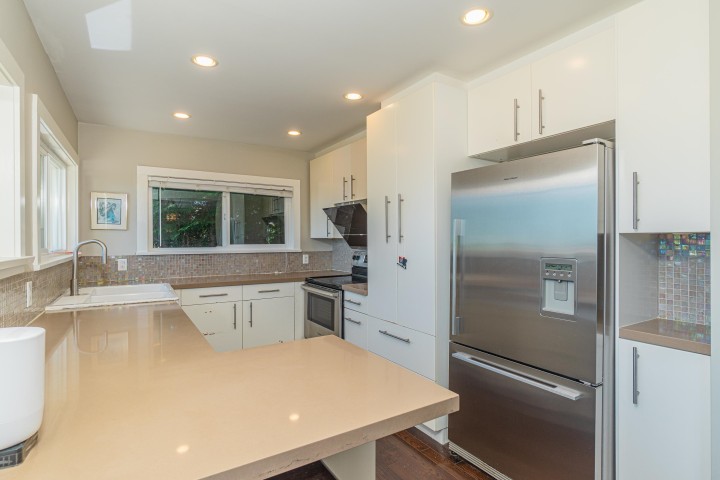 Photo 11 at 2460 Mathers Avenue, Dundarave, West Vancouver