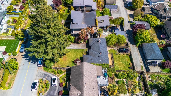 Photo 39 at 2460 Mathers Avenue, Dundarave, West Vancouver