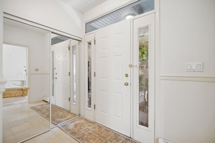 Photo 8 at 43 - 5880 Hampton Place, University VW, Vancouver West